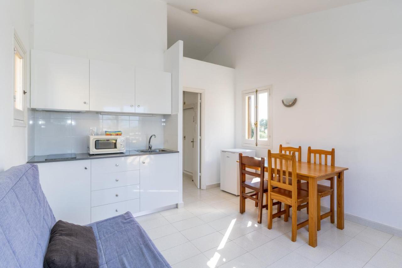 Apartamentos Ses Anneres Cala'N Blanes  Kültér fotó