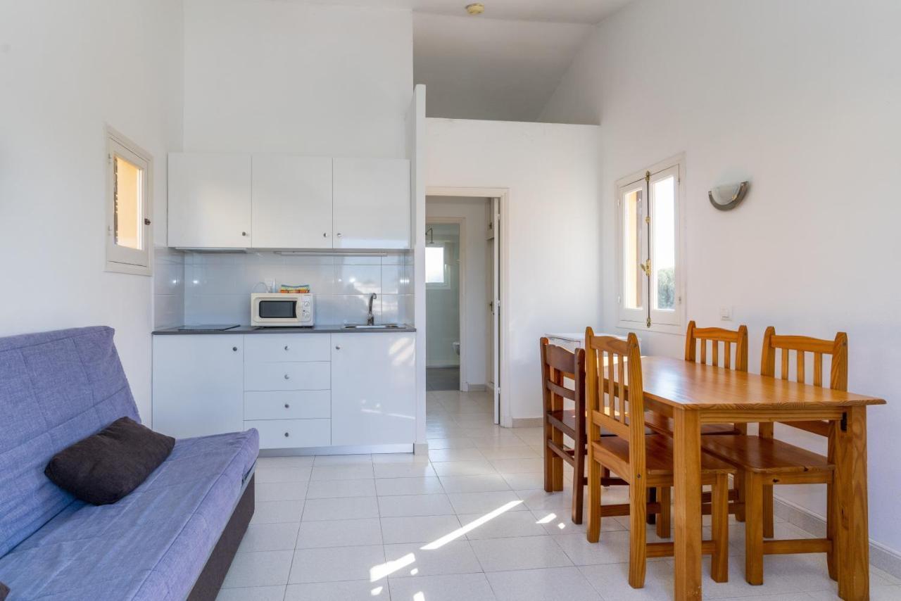 Apartamentos Ses Anneres Cala'N Blanes  Kültér fotó